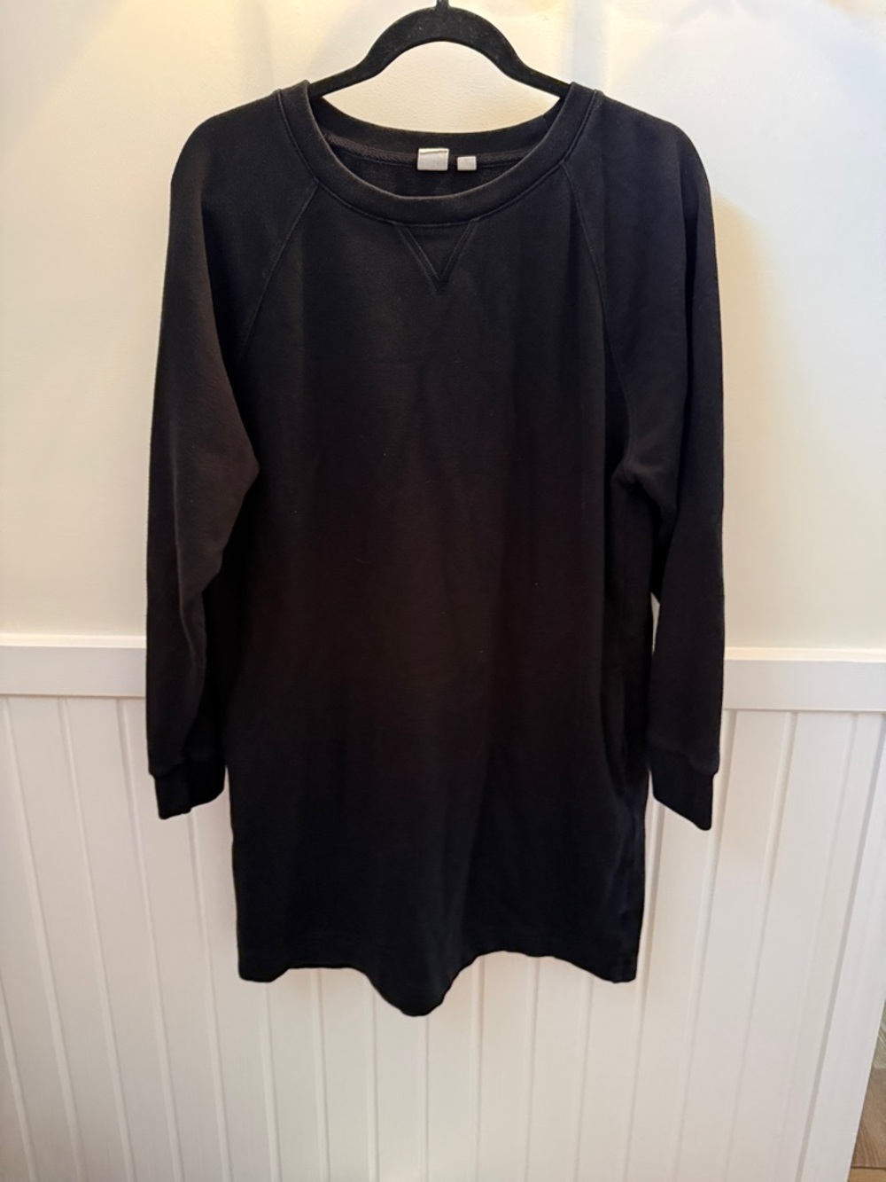 GAP Black Sweatshirt Dress w/ Pockets Size Large Cozy Minimalist - Picture 2 of 5